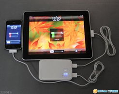 全新現(xiàn)貨多功能充電器 5000mAh大容量，雙USB輸出，純白設(shè)計(jì)，支持多設(shè)備同時(shí)快充，包郵速達(dá)